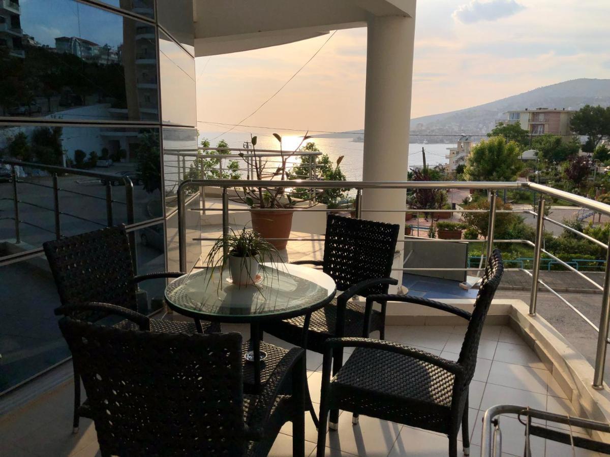 Lorenso Guest House Sarande Ngoại thất bức ảnh