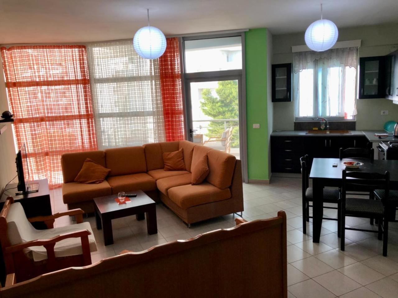 Lorenso Guest House Sarande Ngoại thất bức ảnh