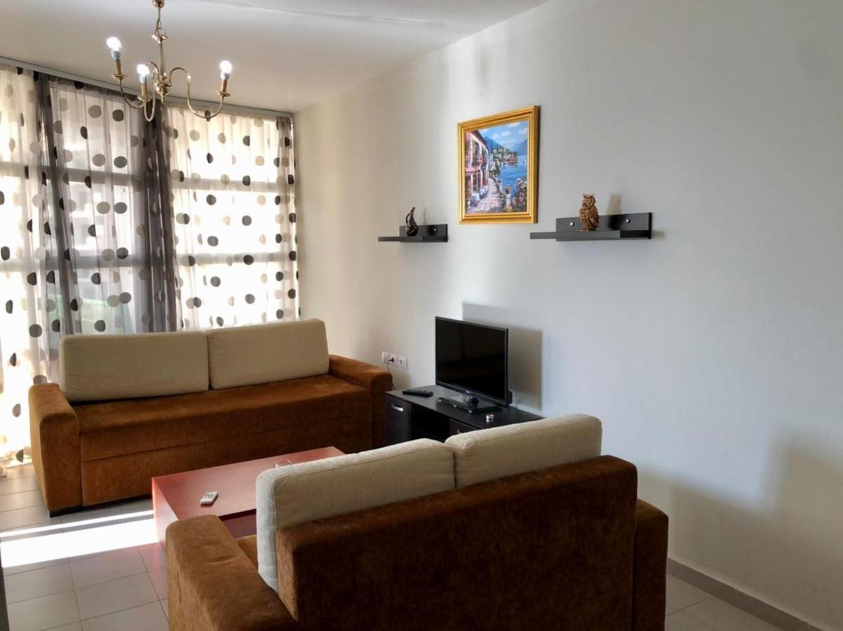 Lorenso Guest House Sarande Ngoại thất bức ảnh