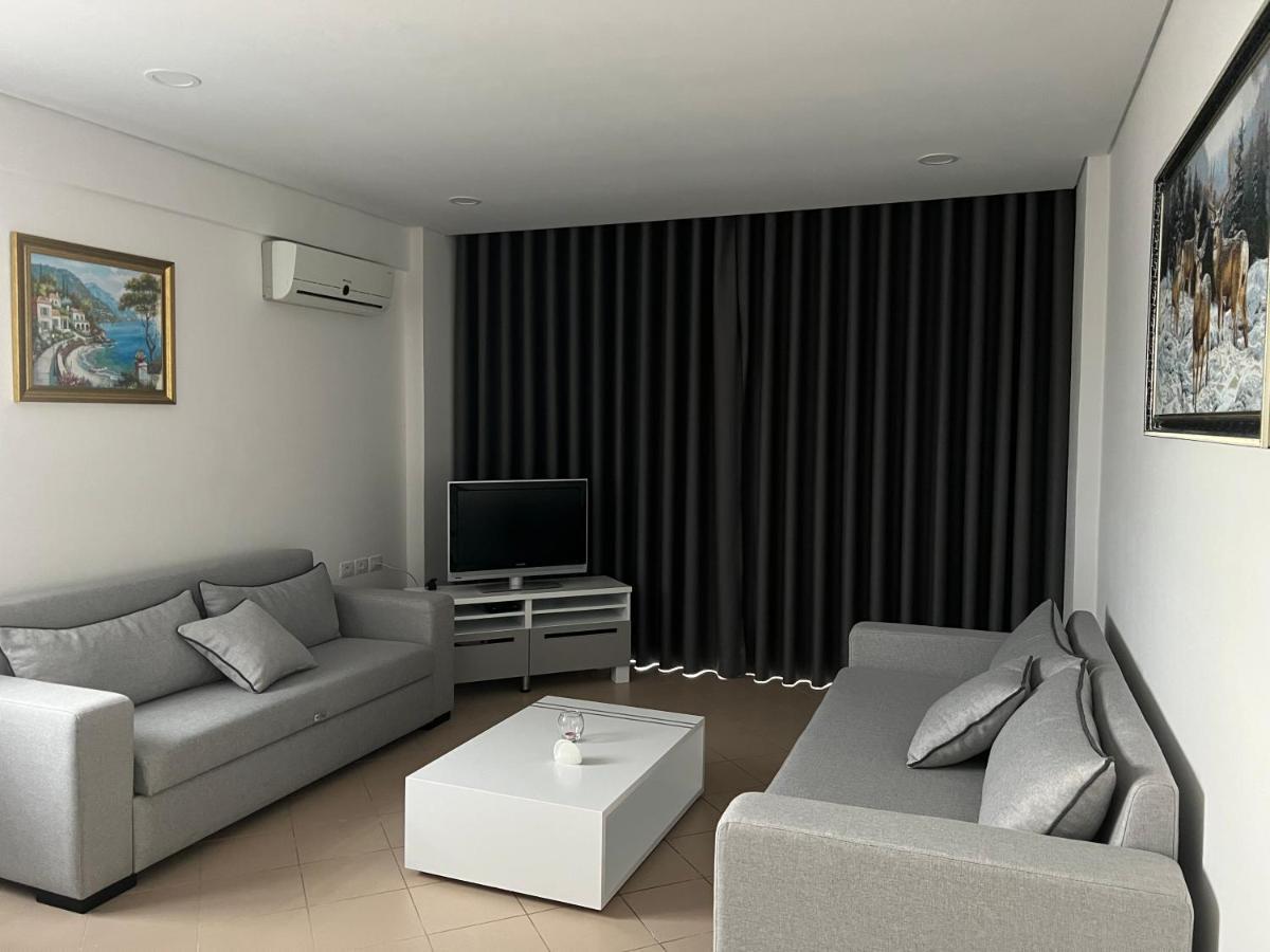 Lorenso Guest House Sarande Ngoại thất bức ảnh