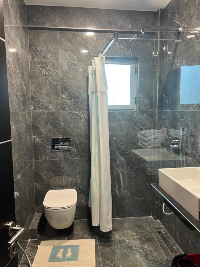 Lorenso Guest House Sarande Ngoại thất bức ảnh