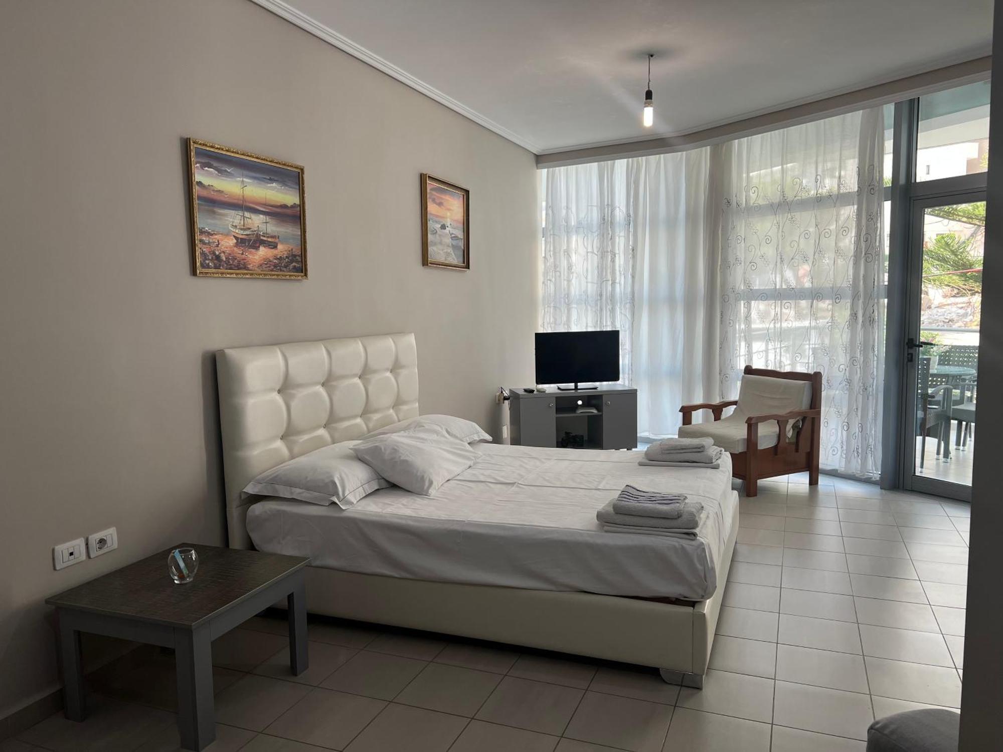Lorenso Guest House Sarande Ngoại thất bức ảnh
